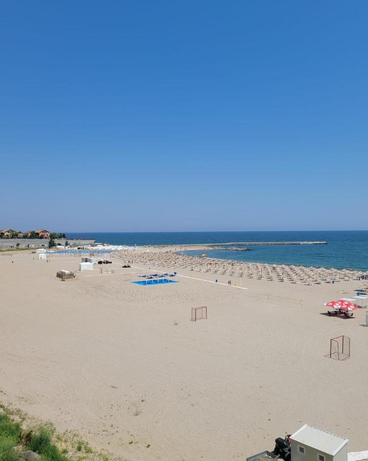 Faleza Nord Apartament De Lux Nou Pe Malul Marii Constanţa Exteriör bild
