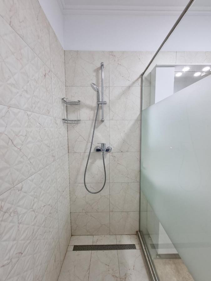 Faleza Nord Apartament De Lux Nou Pe Malul Marii Constanţa Exteriör bild