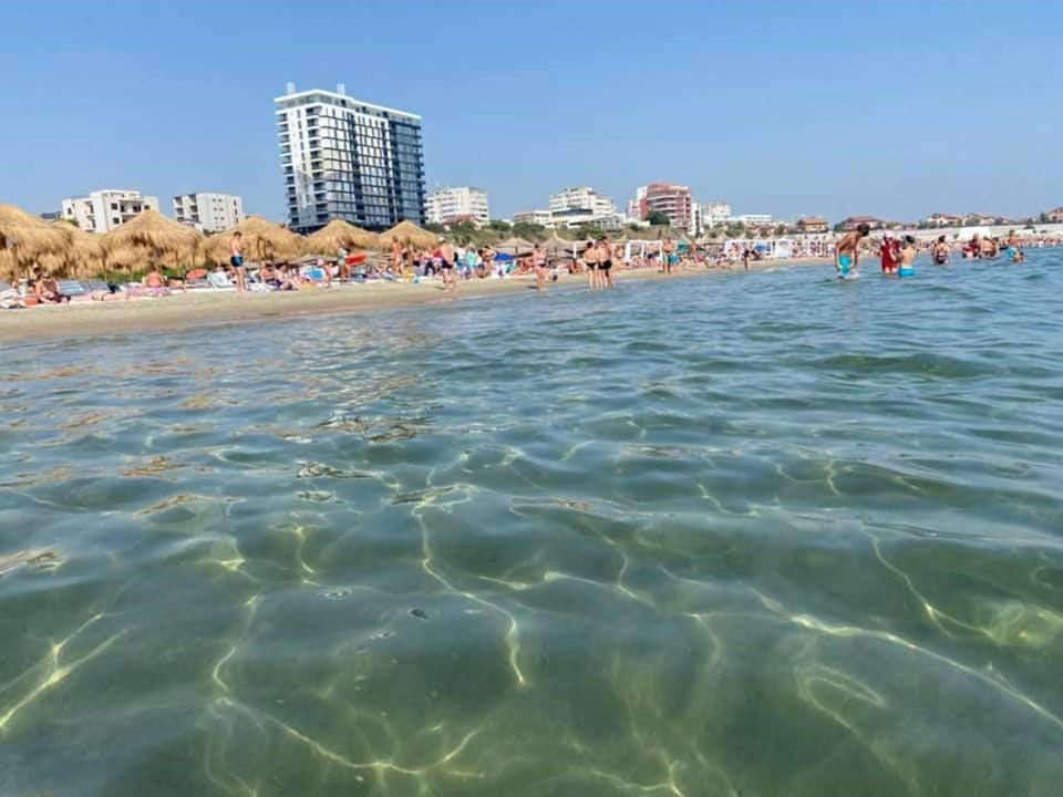 Faleza Nord Apartament De Lux Nou Pe Malul Marii Constanţa Exteriör bild